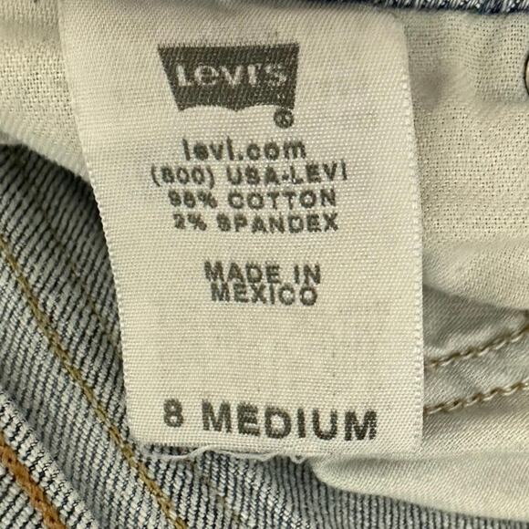 LEVI’S 545 Jeans Womens Size 8 Low Boot Cut Light Wash Blue - Picture 6 of 6